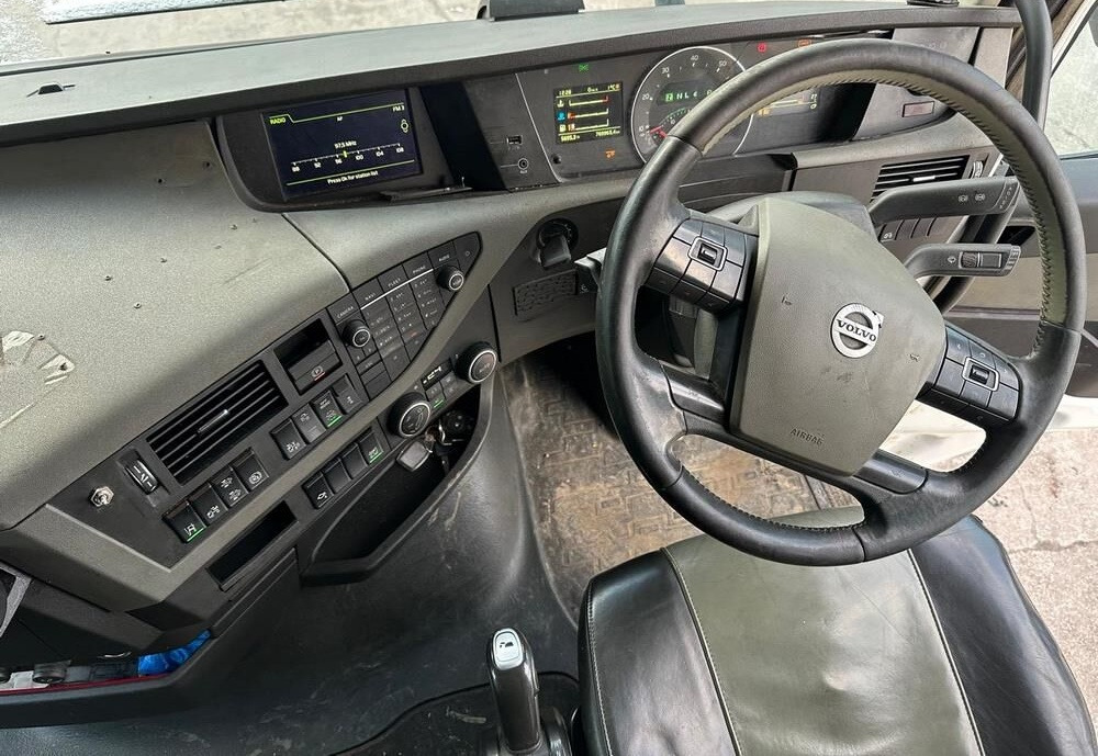 Volvo FH 500 - Tractor unit: picture 5 Volvo FH 500 - Tractor unit: picture 5