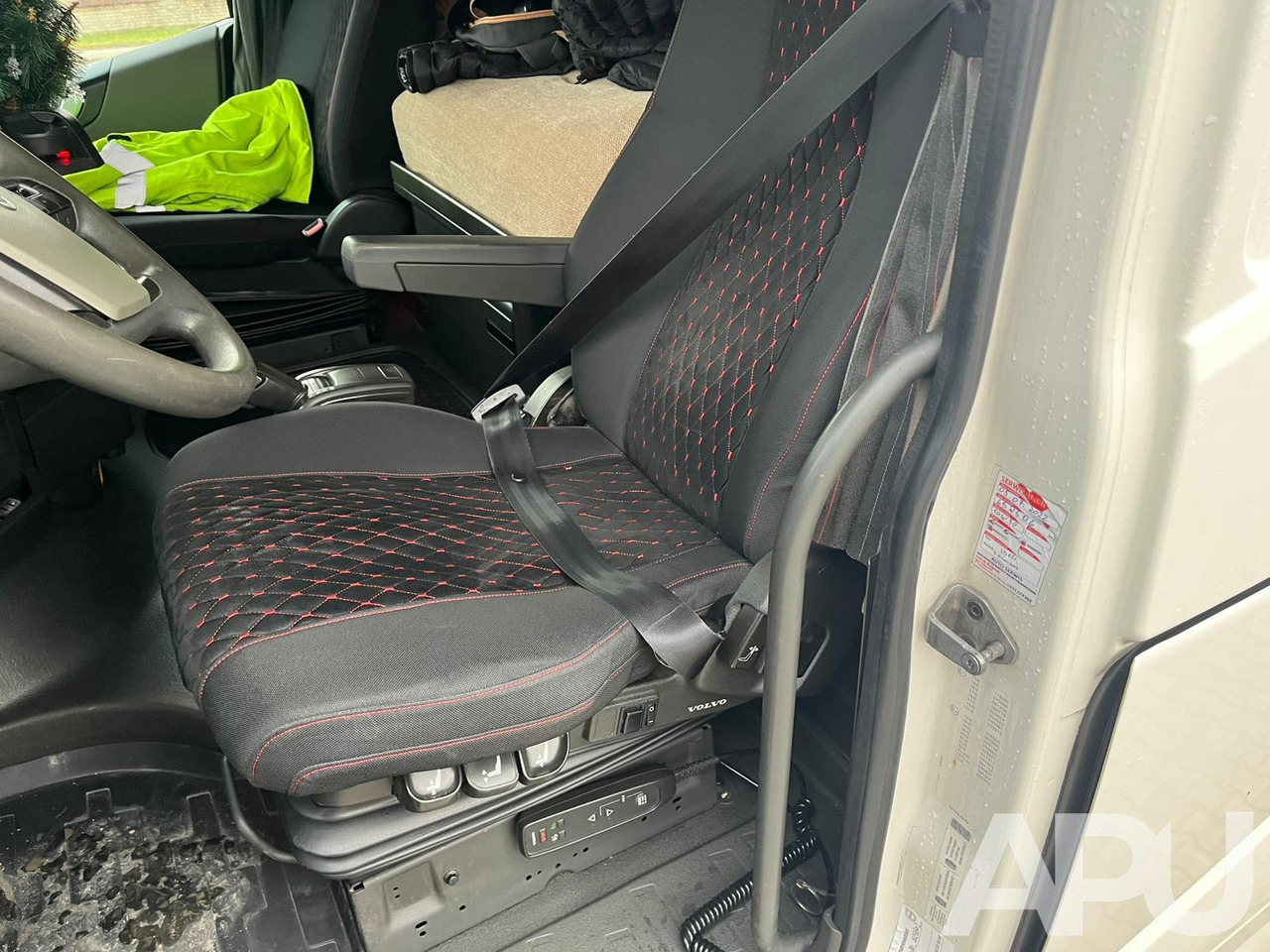 Tractor unit Volvo FH500: picture 49 Tractor unit Volvo FH500: picture 49