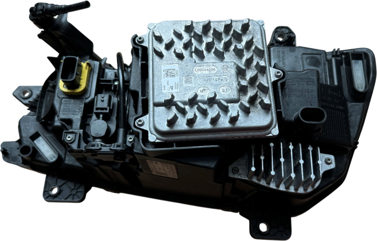 DAF XD XF XG LED KOPLAMP RRV LINKS GEBRUIKT 2188970U - Headlight for Truck: picture 3 DAF XD XF XG LED KOPLAMP RRV LINKS GEBRUIKT 2188970U - Headlight for Truck: picture 3