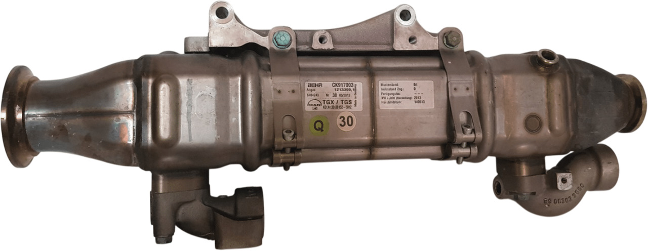 MAN D38 GERECONDITIONEERDE UITLAATGASRECIRCULATIE/EGR MODULE + BORG 51081525012 - EGR cooler for Truck: picture 1 MAN D38 GERECONDITIONEERDE UITLAATGASRECIRCULATIE/EGR MODULE + BORG 51081525012 - EGR cooler for Truck: picture 1
