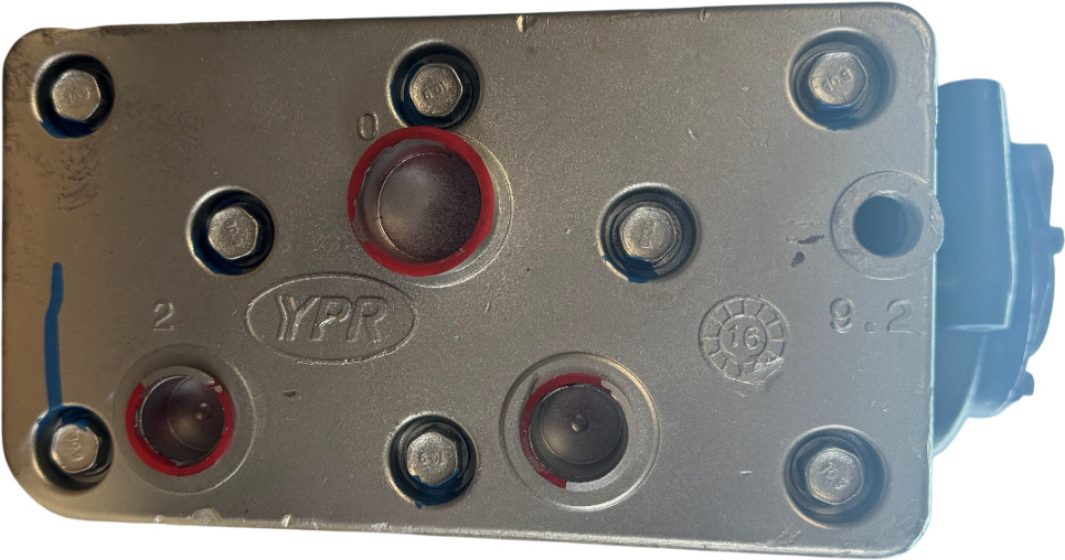 MAN TGS TGX E6 LUCHTCOMPRESSOR GEREVISEERD + STATIEGELD 51541007245REC - Air brake compressor for Truck: picture 5 MAN TGS TGX E6 LUCHTCOMPRESSOR GEREVISEERD + STATIEGELD 51541007245REC - Air brake compressor for Truck: picture 5