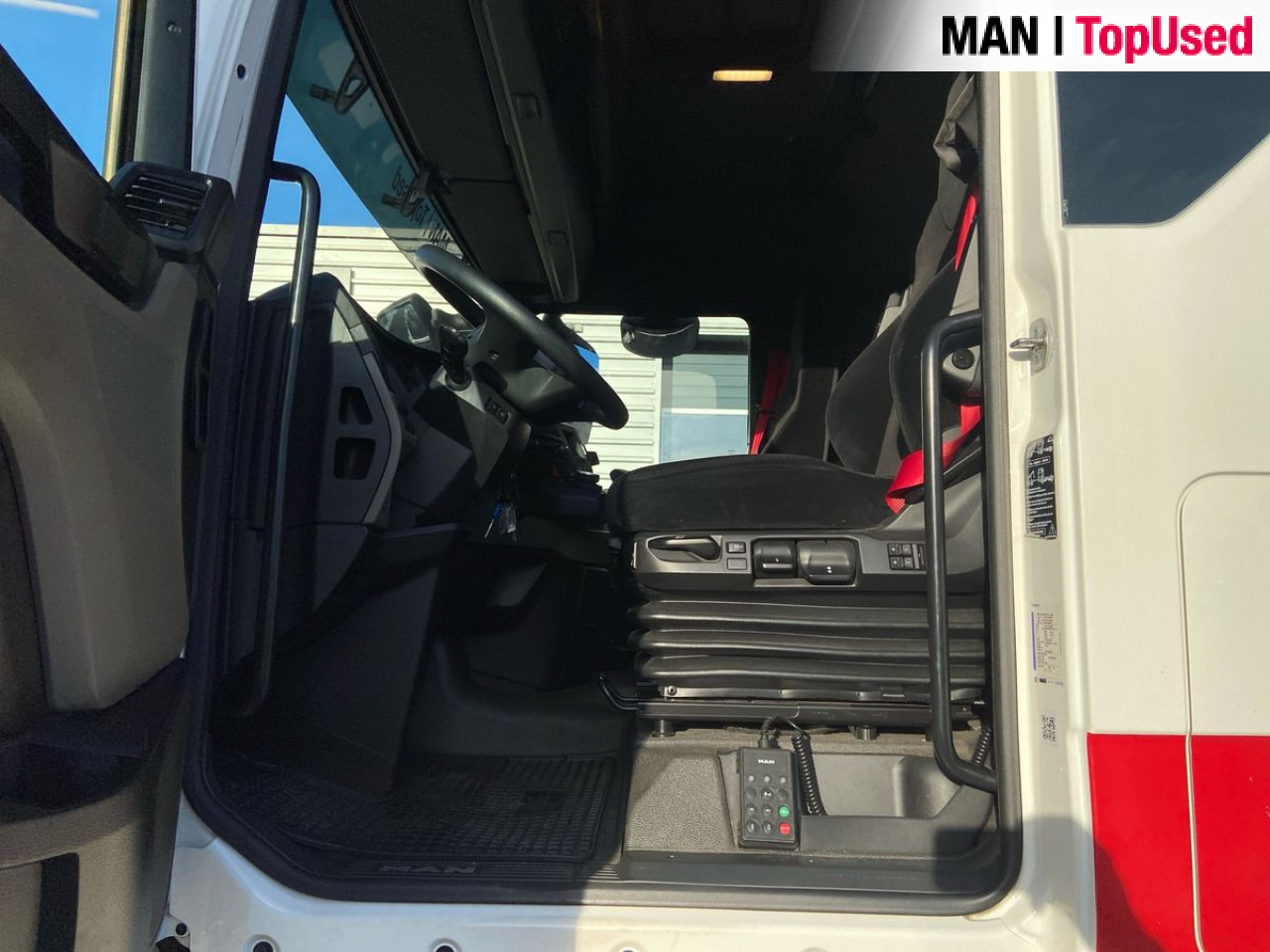 Tractor unit MAN TGX 26.470 6x2/4 BL SA "ADR": picture 7 Tractor unit MAN TGX 26.470 6x2/4 BL SA "ADR": picture 7