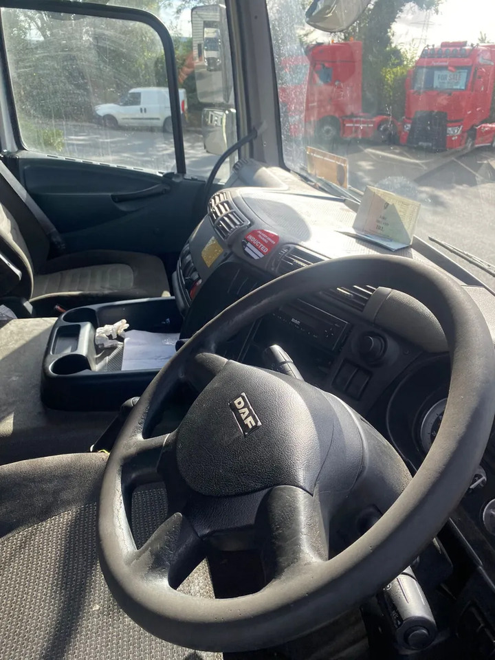 2012 DAF CF 65.250 4×2 Curtainsider - Curtainsider truck: picture 5 2012 DAF CF 65.250 4×2 Curtainsider - Curtainsider truck: picture 5