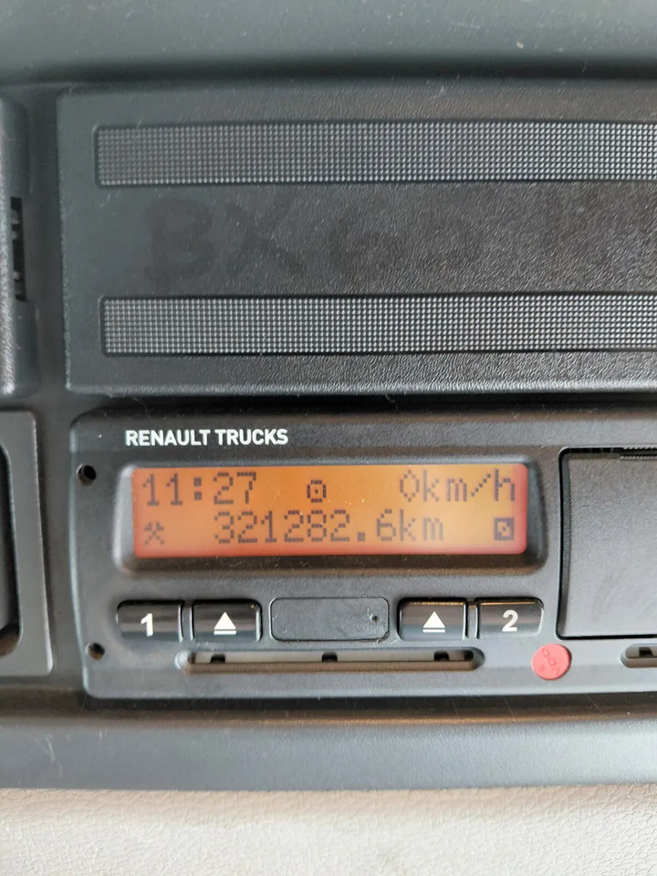 2015 D 18 Wide Curtainsider - Curtainsider truck: picture 3 2015 D 18 Wide Curtainsider - Curtainsider truck: picture 3