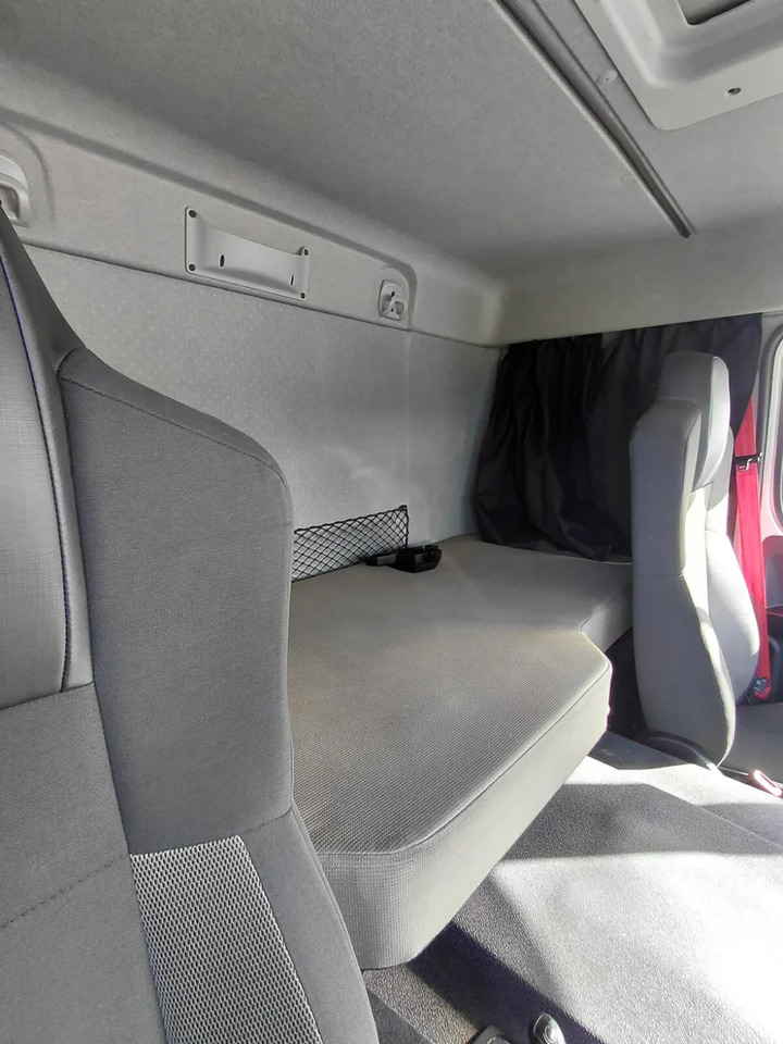 2019 Renault D 18T - Box truck: picture 4 2019 Renault D 18T - Box truck: picture 4