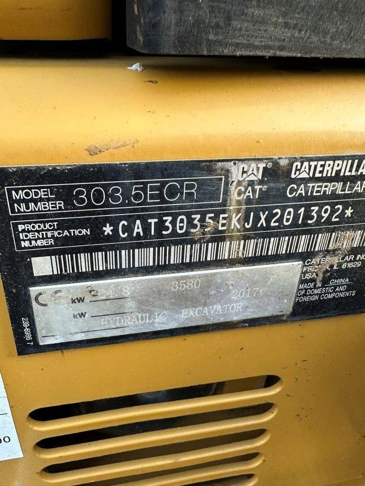 Mini excavator CAT 303.5 E CR: picture 12