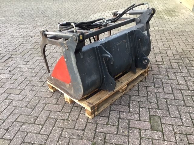Schäffer Pelikaanbak 130 cm met Schäffer aanspan - Silage equipment: picture 4 Schäffer Pelikaanbak 130 cm met Schäffer aanspan - Silage equipment: picture 4