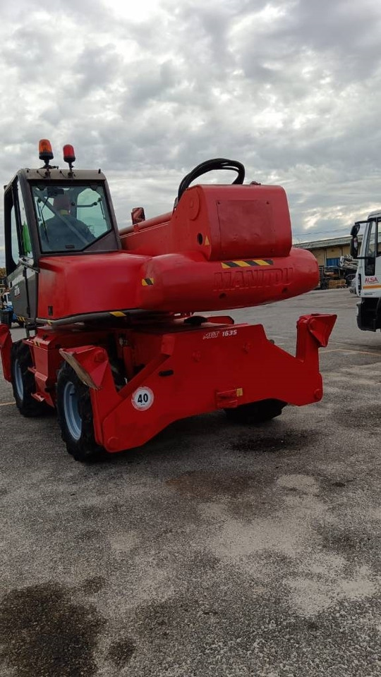 Telescopic handler Manitou 1635: picture 9