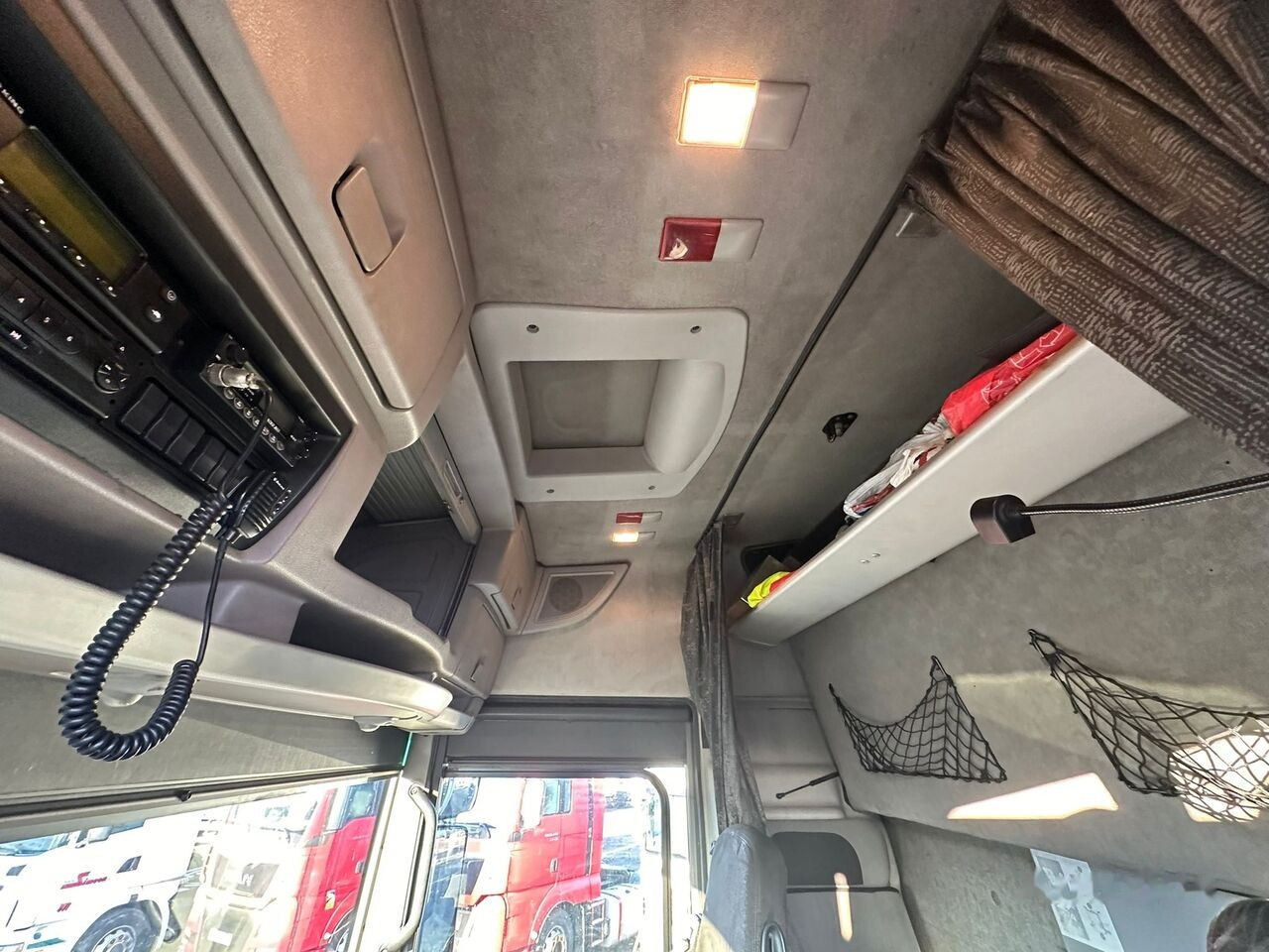 Refrigerator truck Renault Magnum 500: picture 10