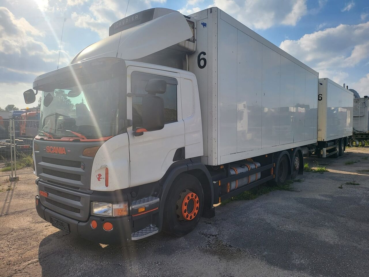 Scania Scania Schmitz Cargobull P 400 P 400 ZKO 18 - Refrigerator truck: picture 2 Scania Scania Schmitz Cargobull P 400 P 400 ZKO 18 - Refrigerator truck: picture 2