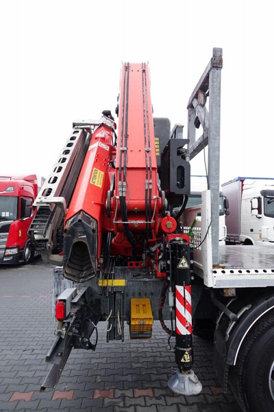 Dropside/ Flatbed truck, Crane truck DAF CF 450: picture 16
