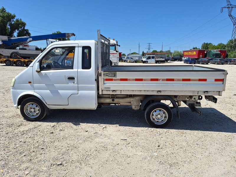 DFSK Docar 4x4x - Pritsche - Flatbed van: picture 5 DFSK Docar 4x4x - Pritsche - Flatbed van: picture 5