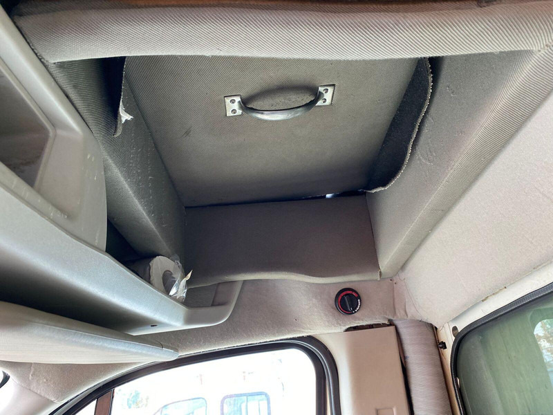 Curtain side van Ford Transit 2,0 tdci - Pritsche, Plane + sleeping cabin: picture 13