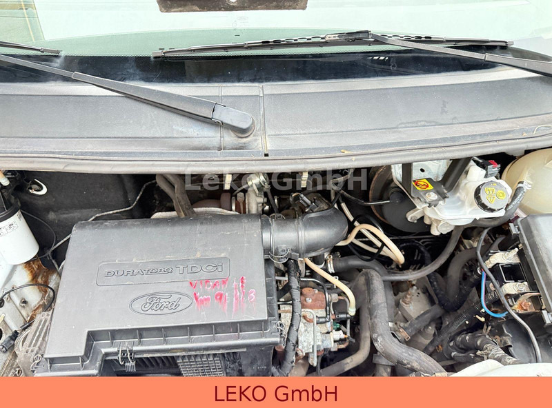 Flatbed van Ford Transit Doppelkabine: picture 9 Flatbed van Ford Transit Doppelkabine: picture 9