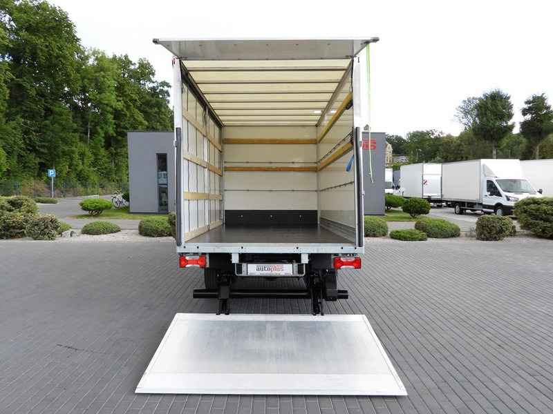 Box van Iveco DAILY 35C16 KONTENER WINDA 8 PALET TEMPOMAT BLIŹNIACZE KOŁA KLIM: picture 12 Box van Iveco DAILY 35C16 KONTENER WINDA 8 PALET TEMPOMAT BLIŹNIACZE KOŁA KLIM: picture 12