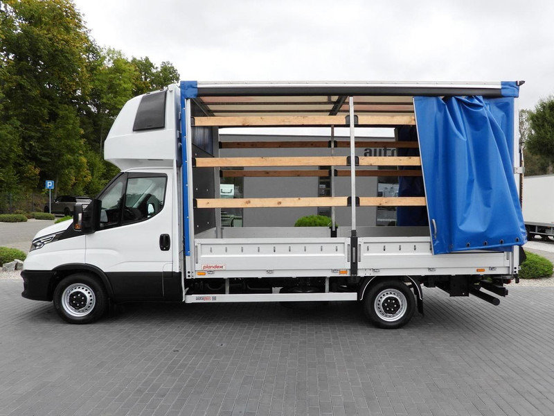 Curtain side van Iveco DAILY 35S18: picture 8