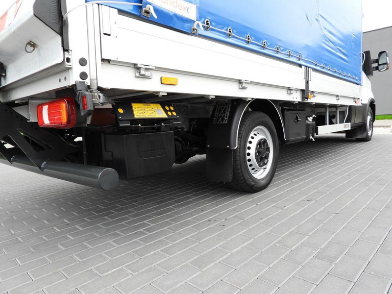 Curtain side van Iveco DAILY 35S18: picture 18