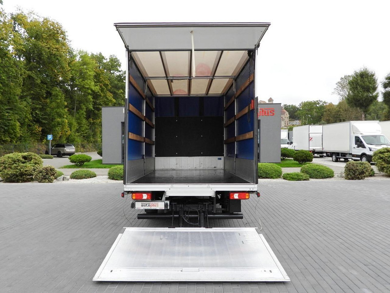 Curtain side van Iveco DAILY 35S18: picture 12
