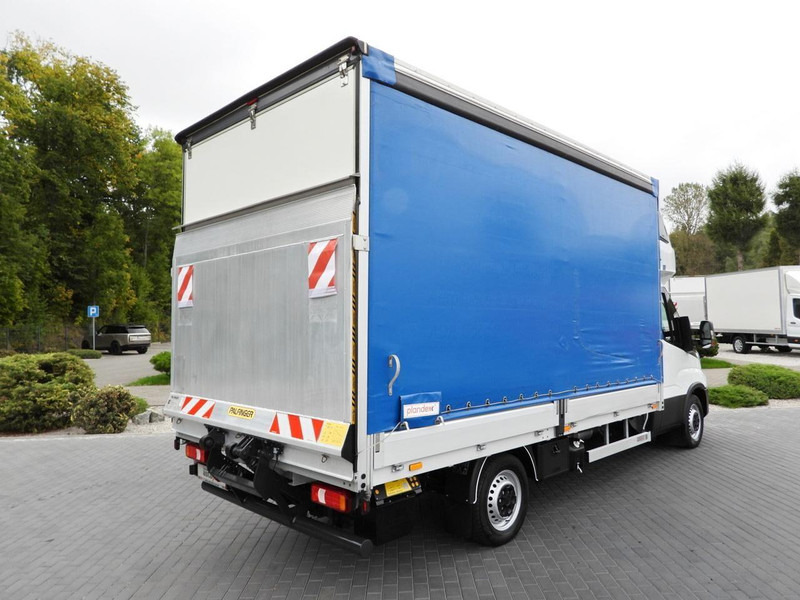 Iveco DAILY 35S18 - Curtain side van: picture 3 Iveco DAILY 35S18 - Curtain side van: picture 3