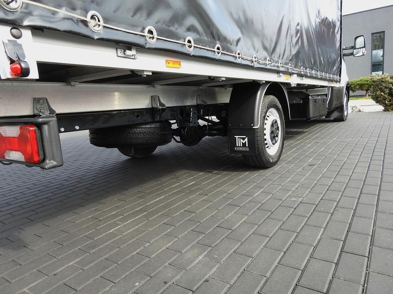 Curtain side van Iveco DAILY  35S18 PLANDEKA 10 PALET WEBASTO TEMPOMAT KLIMATYZACJA  18: picture 17 Curtain side van Iveco DAILY  35S18 PLANDEKA 10 PALET WEBASTO TEMPOMAT KLIMATYZACJA  18: picture 17