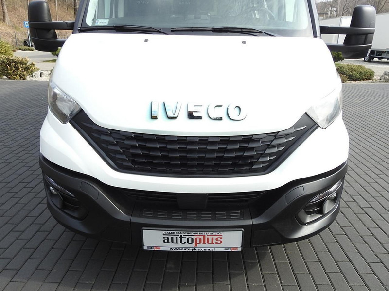 Curtain side van Iveco DAILY  35S18 PLANDEKA 10 PALET WEBASTO TEMPOMAT KLIMATYZACJA  18: picture 14 Curtain side van Iveco DAILY  35S18 PLANDEKA 10 PALET WEBASTO TEMPOMAT KLIMATYZACJA  18: picture 14