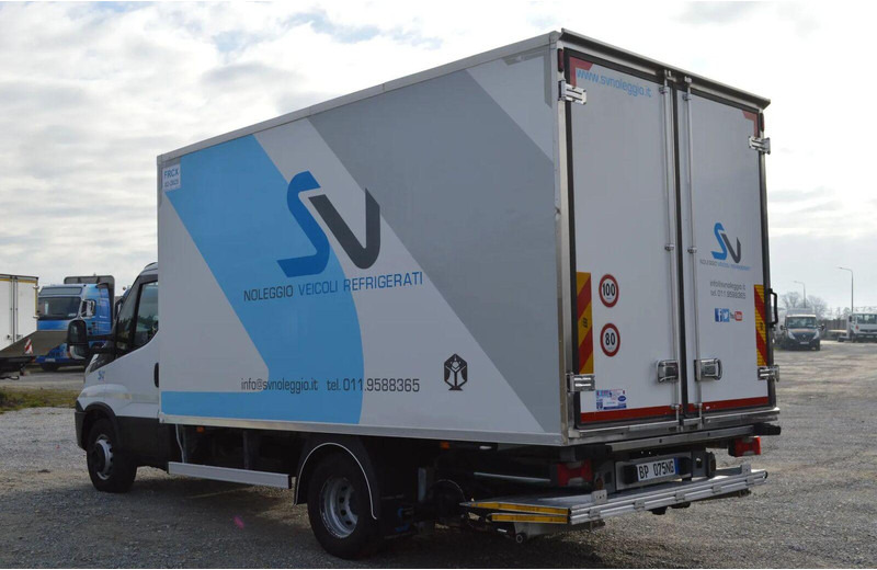 Iveco DAILY 60C15 REFRIGERATOR + SIDE AND REAR DOORS, LIFT FOLDED UNDE - Refrigerator truck: picture 3 Iveco DAILY 60C15 REFRIGERATOR + SIDE AND REAR DOORS, LIFT FOLDED UNDE - Refrigerator truck: picture 3