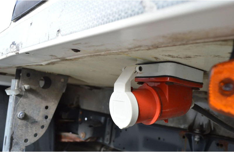 Iveco DAILY 60C15 REFRIGERATOR + SIDE AND REAR DOORS, LIFT FOLDED UNDE on lease Iveco DAILY 60C15 REFRIGERATOR + SIDE AND REAR DOORS, LIFT FOLDED UNDE: picture 8 Iveco DAILY 60C15 REFRIGERATOR + SIDE AND REAR DOORS, LIFT FOLDED UNDE on lease Iveco DAILY 60C15 REFRIGERATOR + SIDE AND REAR DOORS, LIFT FOLDED UNDE: picture 8