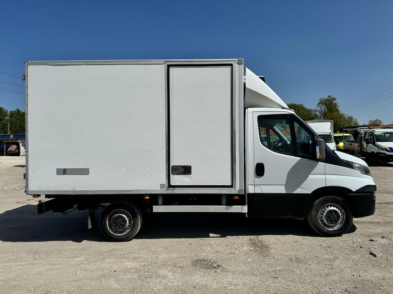 Iveco Daily 35-130 S - CARRIER XARIOS 350 Frigo - Refrigerated van: picture 4 Iveco Daily 35-130 S - CARRIER XARIOS 350 Frigo - Refrigerated van: picture 4