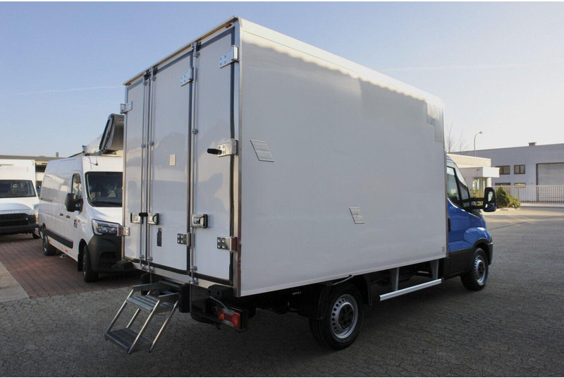 Iveco Daily 35S13 - Refrigerated van: picture 4 Iveco Daily 35S13 - Refrigerated van: picture 4