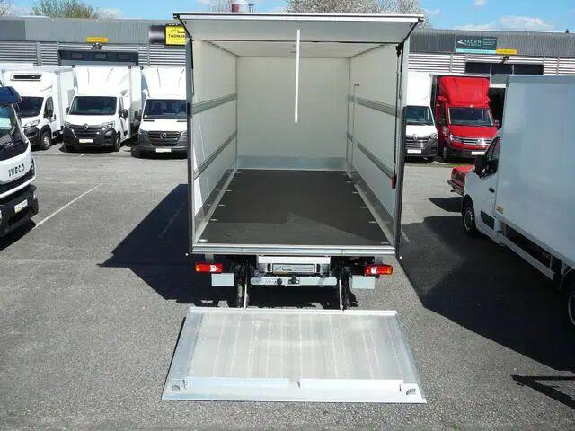 Iveco Daily 70C18 - Koffer+tail lift on lease Iveco Daily 70C18 - Koffer+tail lift: picture 8 Iveco Daily 70C18 - Koffer+tail lift on lease Iveco Daily 70C18 - Koffer+tail lift: picture 8