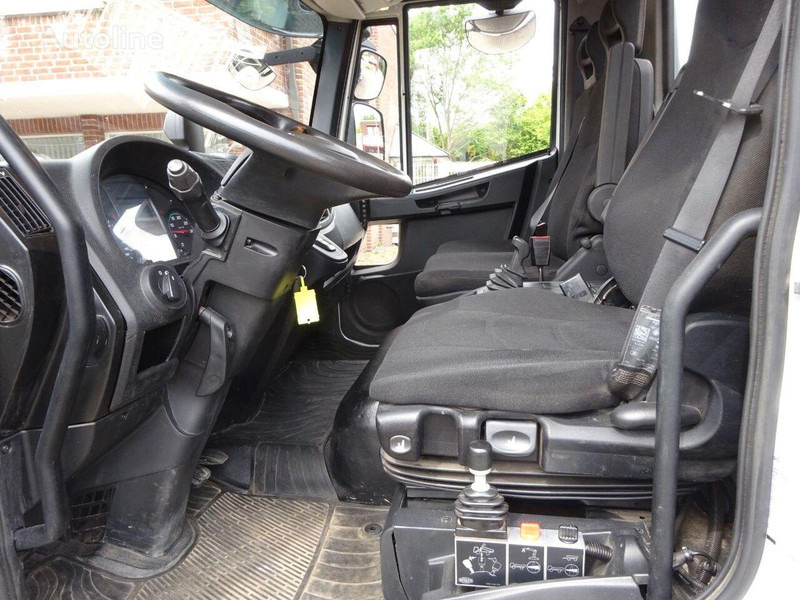 Tipper, Crane truck Iveco Eurocargo 80-220 Tipper + crane: picture 16