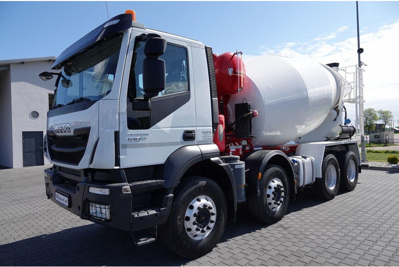 Iveco TRAKKER 410 / 8X4 / BETONOMIESZARKA 9 M3 / PUTZMEISTER / ALUFELG - Concrete mixer truck: picture 2 Iveco TRAKKER 410 / 8X4 / BETONOMIESZARKA 9 M3 / PUTZMEISTER / ALUFELG - Concrete mixer truck: picture 2