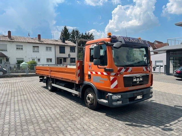 MAN 8.180 TGL Klima , Luftfederung - Dropside/ Flatbed truck, Crane truck: picture 1 MAN 8.180 TGL Klima , Luftfederung - Dropside/ Flatbed truck, Crane truck: picture 1