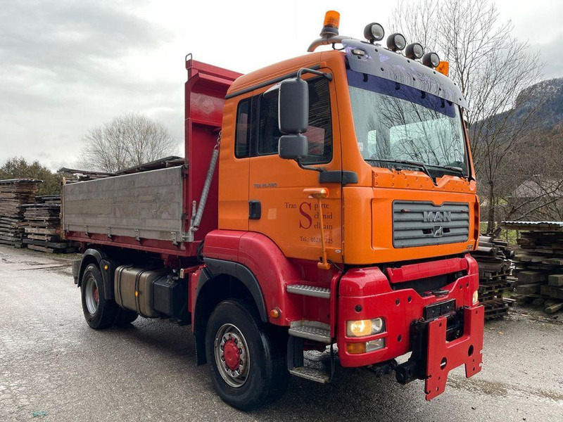 MAN TGA 18.480 3 way tipper + snowplow 4x4 - Tipper: picture 3 MAN TGA 18.480 3 way tipper + snowplow 4x4 - Tipper: picture 3
