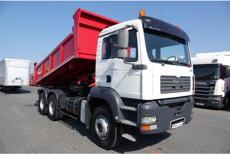 MAN TGA 33.390 / 6X4 / WYWROTKA 2 STRONNA / HYDROBURTA / MANUAL / SP - Tipper: picture 4 MAN TGA 33.390 / 6X4 / WYWROTKA 2 STRONNA / HYDROBURTA / MANUAL / SP - Tipper: picture 4