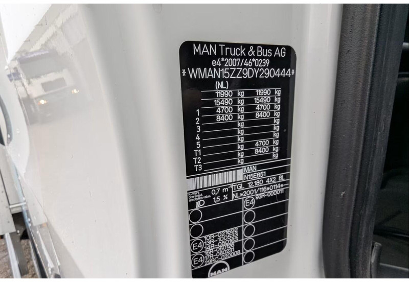 Horse truck MAN TGL 12.180 - Doka Horse transporter: picture 17