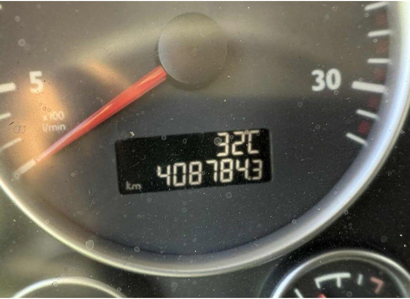 Livestock truck MAN TGS 26.440 Livestock Transporter - Three Deck: picture 11