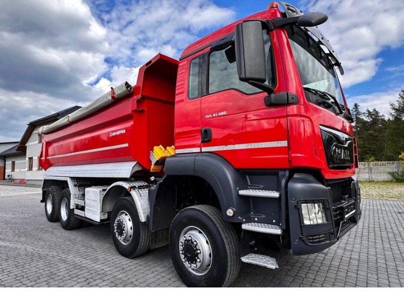 MAN TGS 41.480 8x8 - Tipper: picture 5 MAN TGS 41.480 8x8 - Tipper: picture 5