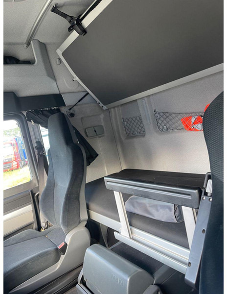 Livestock truck MAN TGX 26.400 6x2-2 LL 3 Stück Finkl Hubdach: picture 18