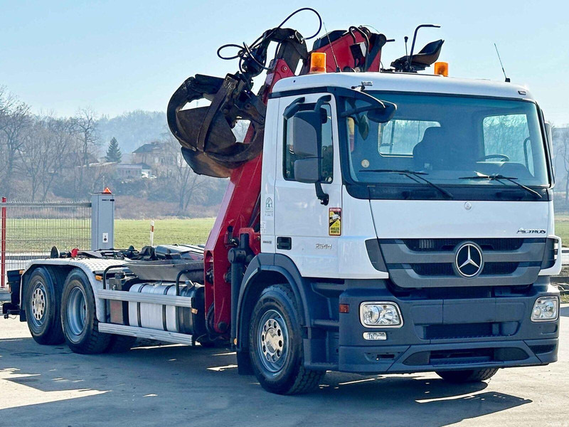 Mercedes-Benz ACTROS 2544 * ABROLLKIPPER * LHO L190Z(78) * TOP - Hook lift truck, Crane truck: picture 3 Mercedes-Benz ACTROS 2544 * ABROLLKIPPER * LHO L190Z(78) * TOP - Hook lift truck, Crane truck: picture 3