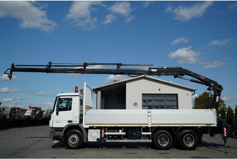 Mercedes-Benz ACTROS 2636 / 6x4 / SKRZYNIOWY 7 M + HDS HIAB - WYSÓW 12,6 M / - Dropside/ Flatbed truck, Crane truck: picture 3 Mercedes-Benz ACTROS 2636 / 6x4 / SKRZYNIOWY 7 M + HDS HIAB - WYSÓW 12,6 M / - Dropside/ Flatbed truck, Crane truck: picture 3