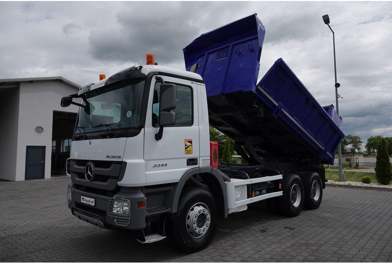 Mercedes-Benz ACTROS 3344 / 6x4 / WYWROTKA 2 STR / BORDMATIC / HYDROBURTA / HY - Tipper: picture 3 Mercedes-Benz ACTROS 3344 / 6x4 / WYWROTKA 2 STR / BORDMATIC / HYDROBURTA / HY - Tipper: picture 3