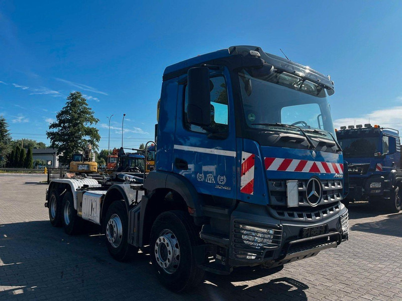 Mercedes-Benz AROCS 3246 8X4 ABROLLKIPPER HYVALIFT 26.57 - Hook lift truck: picture 5 Mercedes-Benz AROCS 3246 8X4 ABROLLKIPPER HYVALIFT 26.57 - Hook lift truck: picture 5