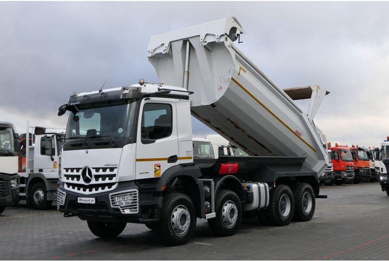 Mercedes-Benz AROCS 3246 / 8x4 / WYWROTKA / TYLNOZSYP / EURO 6 / OPONY 100 % - Tipper: picture 1 Mercedes-Benz AROCS 3246 / 8x4 / WYWROTKA / TYLNOZSYP / EURO 6 / OPONY 100 % - Tipper: picture 1
