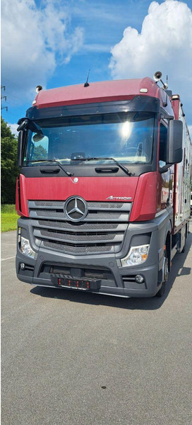 Mercedes-Benz Actros 1851 - Livestock truck: picture 3 Mercedes-Benz Actros 1851 - Livestock truck: picture 3