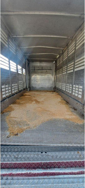 Livestock truck Mercedes-Benz Actros 1851: picture 8 Livestock truck Mercedes-Benz Actros 1851: picture 8