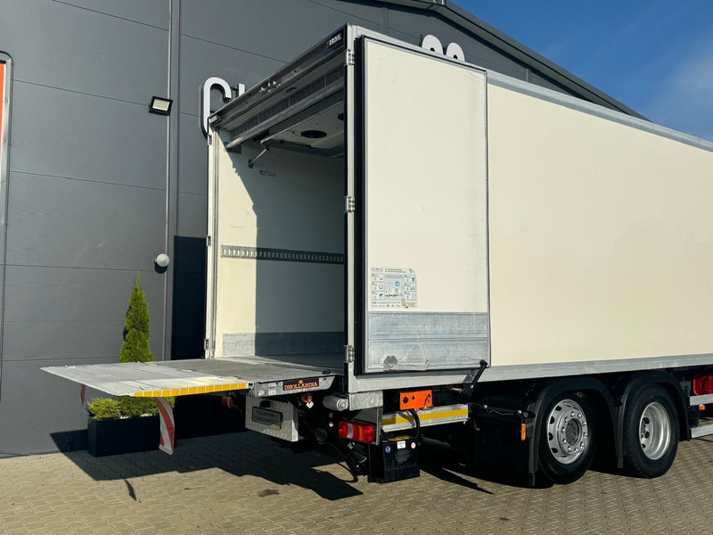 Refrigerator truck Mercedes-Benz Actros 2542: picture 16