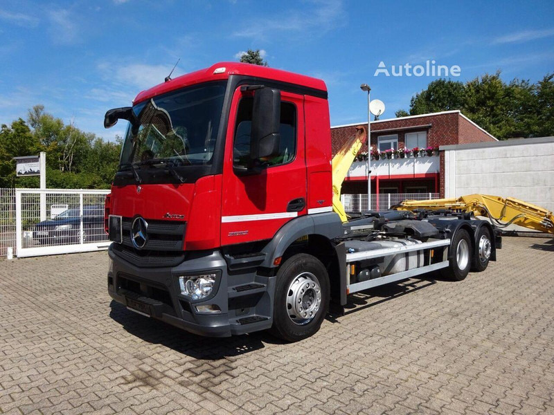 Mercedes-Benz Antos 2532 - Hook lift truck - Hook lift truck: picture 1 Mercedes-Benz Antos 2532 - Hook lift truck - Hook lift truck: picture 1
