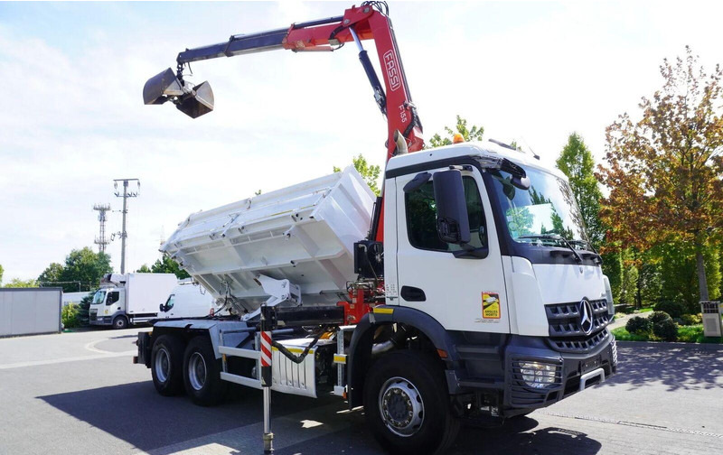 Tipper, Crane truck Mercedes-Benz Arocs 2636 - 3 way tipper + crane 6x4: picture 13