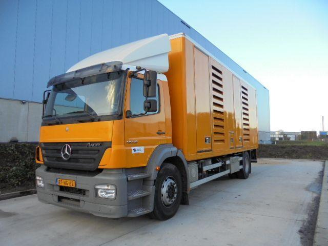 Mercedes-Benz Axor 1829 - Vacuum truck - Vacuum truck: picture 1 Mercedes-Benz Axor 1829 - Vacuum truck - Vacuum truck: picture 1